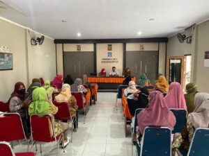 Pembinaan Kader KB dan Pembentukan Pengurus Baru Paguyuban Institusi Masyarakat Pedesaan (IMP)