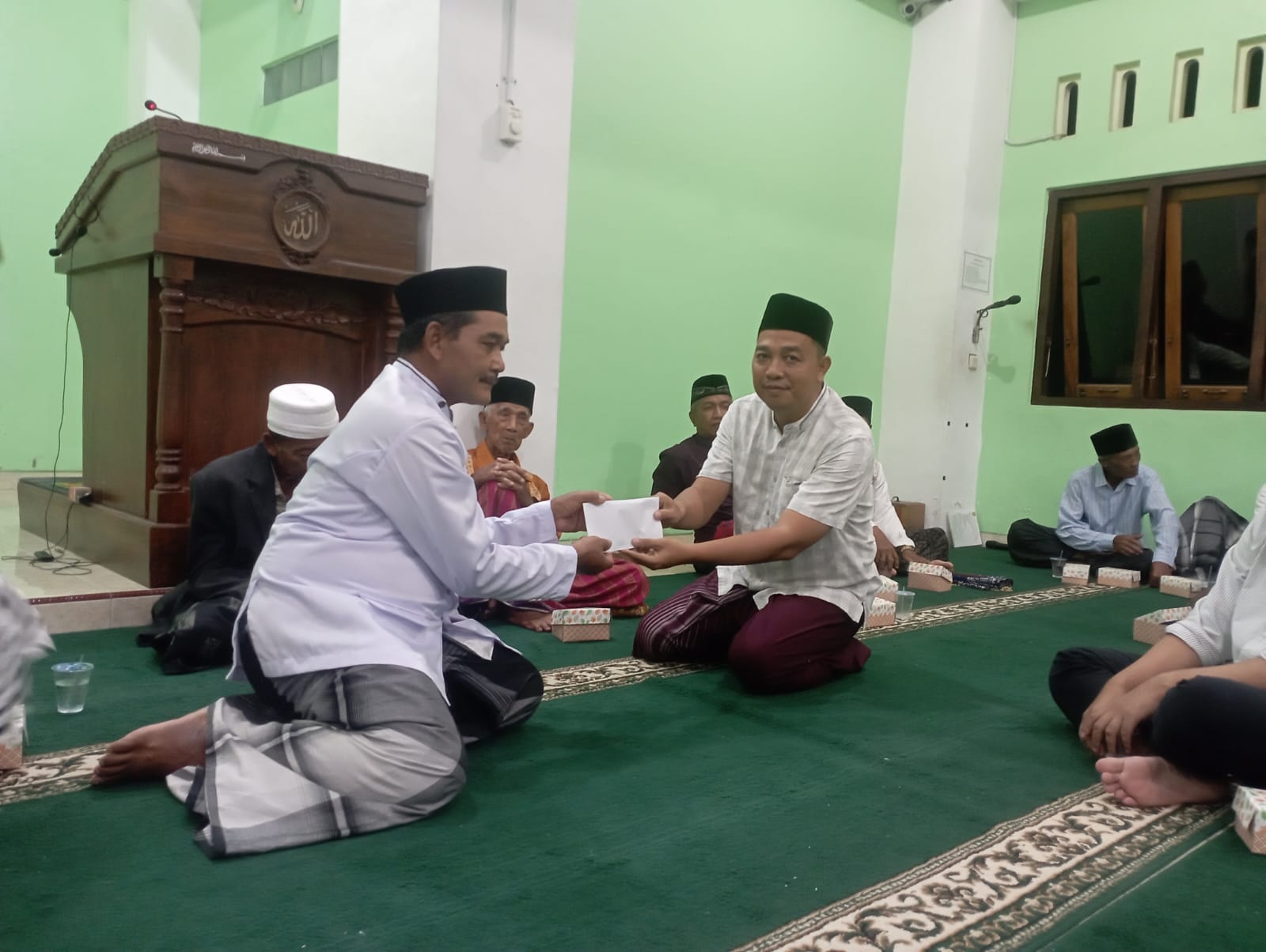 TARAWEH KELILING PEMERINTAH KALURAHAN WIDODOMARTANI DI MASJID BAITUN -NUR PADUKUHAN KALIJERUK